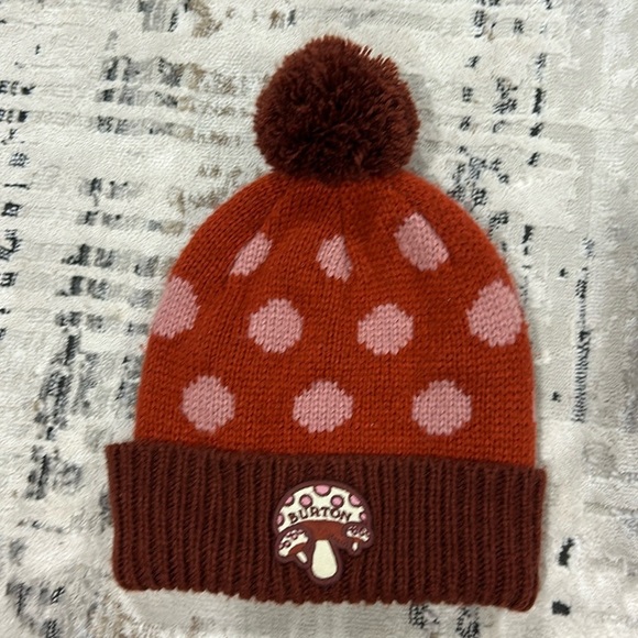 Burton mushroom pom pom polka dot beanie 35817 - Picture 1 of 10